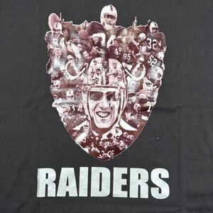 Pro Club Raiders Mens Large Black Graphic Shield T-Shirt Streetwear Fanwear